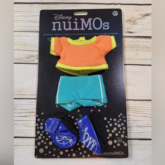 Disney Store nuiMOs Small Soft Toy T-Shirt, Bike Shorts and Trainers - Picture 3 of 3